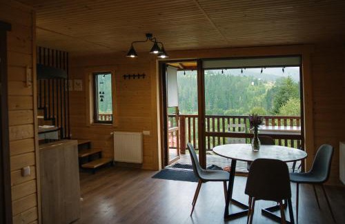 Tatariv House | Discover Бриндуш: Guest Rated 9.7, Pet-Friendly Retreat