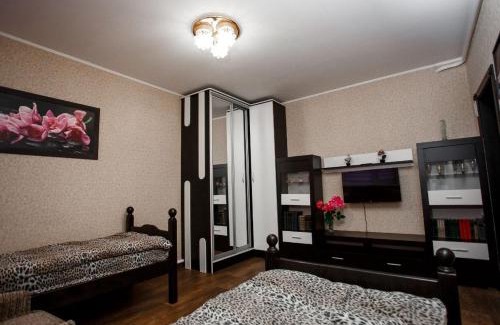 Uman House | Relaxing Retreat Near Fantasy Park with Family-Friendly Amenities