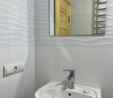 Snidavka Apartment | Guest Rated 10/10 at Буков'ян with Breakfast & Hot Tub