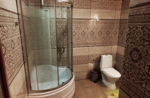 Novoabzakovo Apartment | Inviting Bungalows with Hot Tub Near Club Меблированные