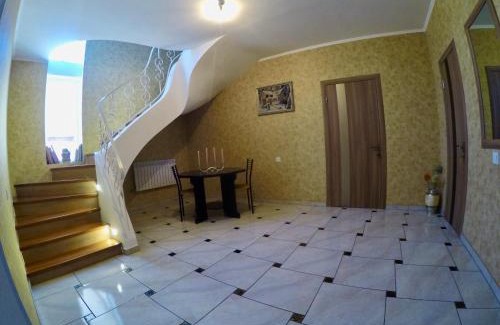 Poltava Oblast House | Top-Rated Бутік-отель "Lavanda" with Pet-Friendly Amenities