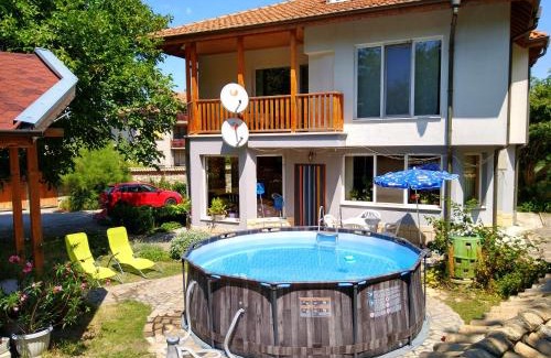Kalugeritsa House | Discover Бялата къща Калугерица: Oceanfront Retreat Awaits