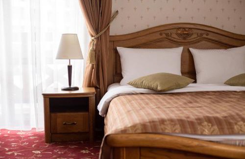 Yaremche Resort | Experience Ведмежа гора Family Resort & Spa with Ocean View