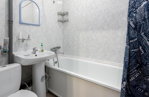 Nizhnevartovsk Hotel | Versal: Family-Friendly Hotel with Pool and Breakfast