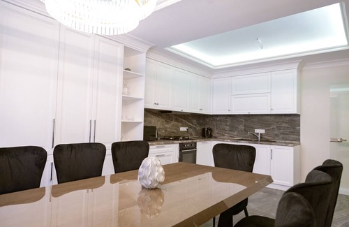 Gratiesti Villa | Exclusive Villa with Pool, Bar & Sauna - 10/10 Rated Stay