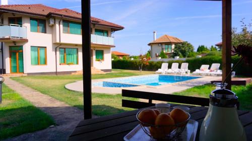Rusalka Villa | Relax at Вила Помело - Family Villa with Ocean Views