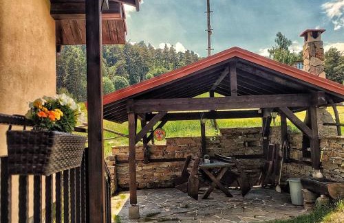 Dedovo Villa | Discover Вила Приказка: Pet-Friendly Retreat with Hot Tub