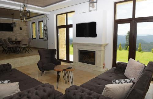 Smolyan Villa | Relax at Вила Релакс: Oceanfront Bliss & Spa Retreat
