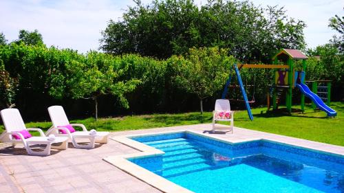 Balchik Villa | Relax in Comfort at Вила Релакс - Villa Relax, 4-Star Retreat