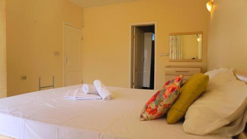 Balchik Villa | Relax in Comfort at Вила Релакс - Villa Relax, 4-Star Retreat