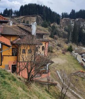 Dospat House | Experience Relaxation at Вила Родопи with Hot Tub & More