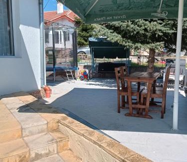 Osenovo House | Discover Villa Teketo: Pet-Friendly Oceanfront Retreat