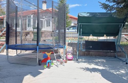 Osenovo House | Discover Villa Teketo: Pet-Friendly Oceanfront Retreat