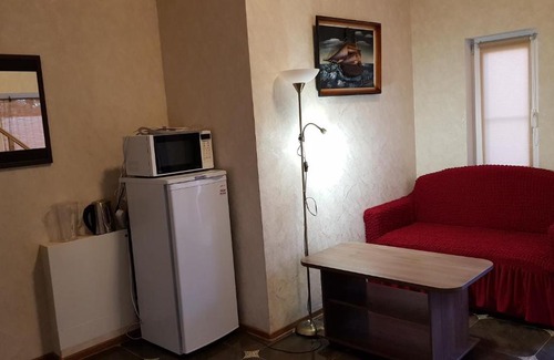 Taman Hotel | Experience Villa Avto: Guest Rated 9/10 with Breakfast & Kitchen