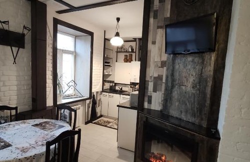 Kostroma Apartment | Vintage Elegance in the Heart of the City - Guest Rated 10/10