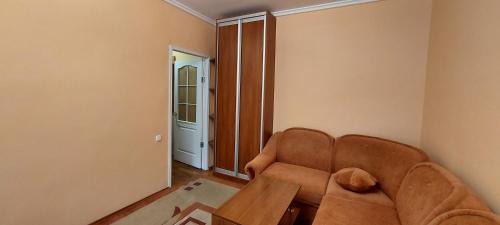 Solomjanskyj Apartment | Discover Воздухофлотский проспект: Family-Friendly Retreat