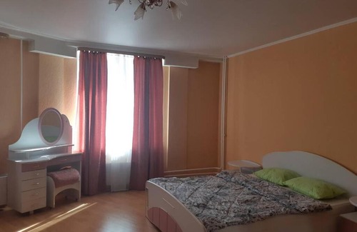 Tsentralnyy okrug Apartment | Discover Comfort Near the Aquapark on 11th Floor