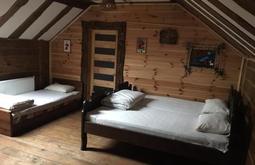Maliyevtsy Bed & Breakfast | Pet-Friendly Retreat at Волчья хижина – Guest Rated 8/10