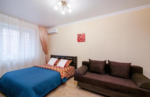 Krasnodar Apartment | Discover Comfort at Восточно-Кругликовская 20 with Hot Tub