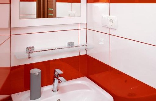 Poltava Hotel | Vigvam: Guest Rated 9/10 with Family-Friendly Amenities