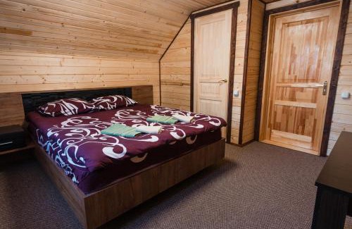 Yablunytsya Apartment | Relax at Alpha Plus Resort - Rated 8.8 & Pet Friendly