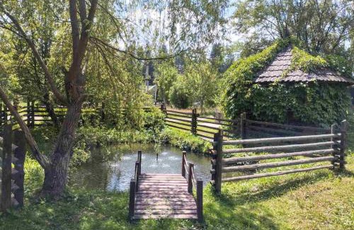 Yablunytsya Apartment | Relax at Alpha Plus Resort - Rated 8.8 & Pet Friendly