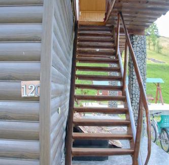 Izki House | Relax in the Carpathians: Pet-Friendly Getaway Awaits