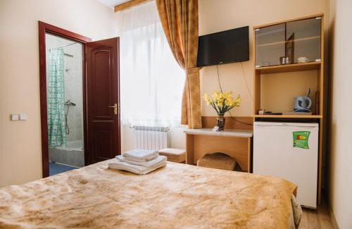 Truskavets Hotel | Villa Kalyna: Family-Friendly Stay with Top Amenities