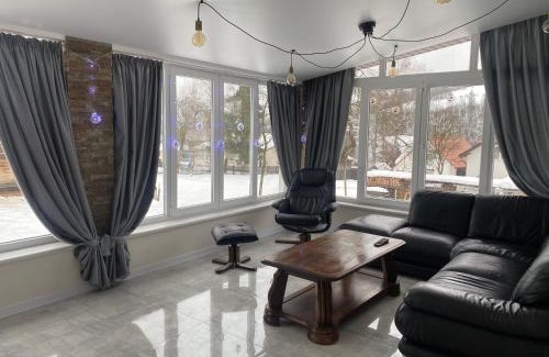 Soymy House | Top-Rated Villa Smerkova Khata in Kelechyn for Families