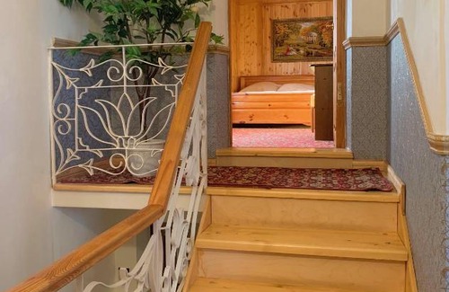 Suzdal House | Experience Comfort at В гостях у Юлии with Pool & Hot Tub