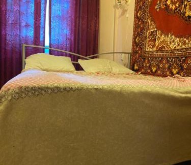 Poltava Oblast Apartment | Central Haven: Guest Rated 9.3 with Kitchen Amenities