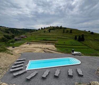 Plavya House | Experience Галерея Карпат: 10/10 Family Retreat with Hot Tub