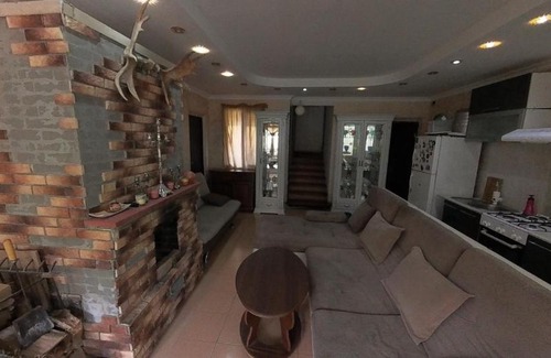 Medeu District Bed & Breakfast | Discover горный дом Monplaisir: Family-Friendly Retreat