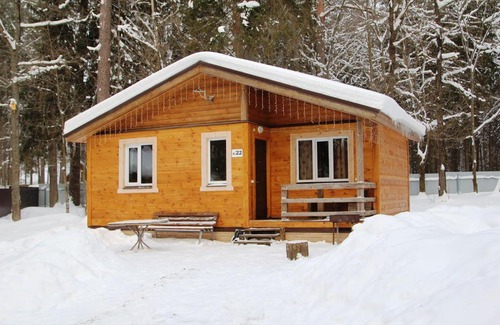 Lipovo Resort | Relax at Городок отдыха "Лесная дача" with Ocean Views