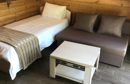 Anapskaya House | Pet Friendly Stay at Гостевой дом БунГало - Rated 10/10