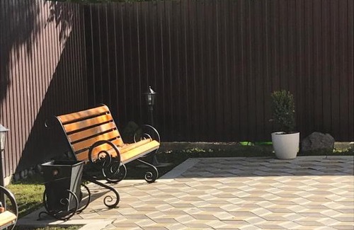 Cherkessk Hotel | Budget-Friendly Гостевой дом "Визит" with 9/10 Guest Rating