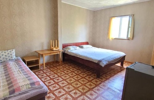 Cholpon-Ata House | Discover Гостевой Дом Интер: Top-Rated with Pool & Hot Tub
