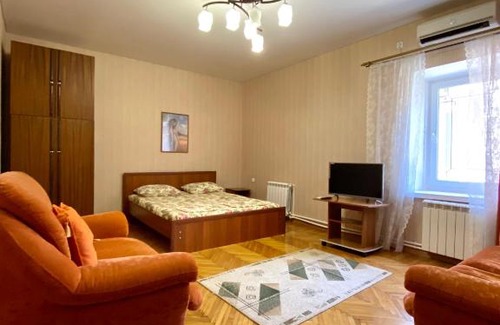 Gelendzhik House | Comfortable Guesthouse with Kitchen on Polevaia Street