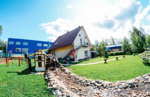 Glazov House | Stay at Гостевой дом Кристалл: Pool, Beach & Ocean View