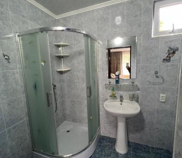 Cholpon-Ata House | Guest House Labyrinth: Pool, Hot Tub & Perfect 10/10 Rating