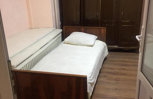 Gelendzhik Apartment | Top-Rated Гостевой дом Лилия with Pet-Friendly Amenities