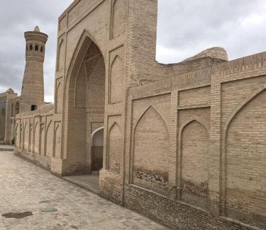 Bukhara House | Discover Обитель ''Мы у друзей'' with Oceanfront Views