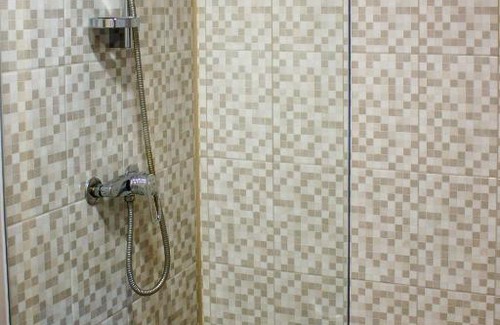 Solnechnogorsk House | Cozy Guest House Надежда 1: Pet-Friendly with Breakfast
