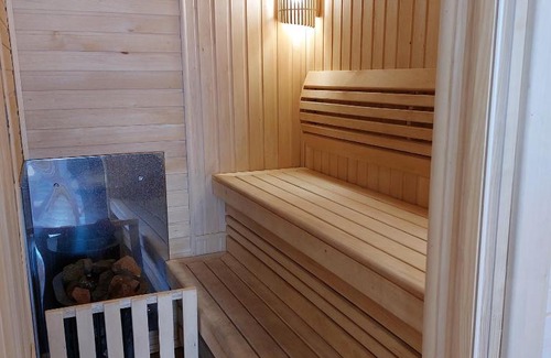 Arkhyz House | Top-Rated Гостевой дом Пилигрим with Hot Tub & Kitchen