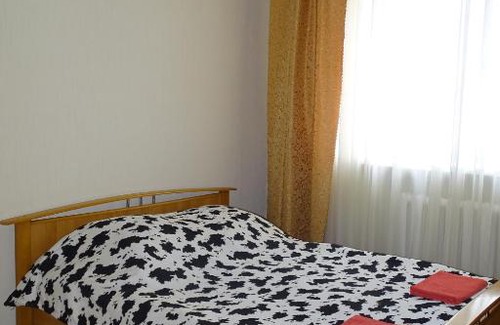 Taganrog House | Inviting Guest House "Центральный" with Oceanfront Pool