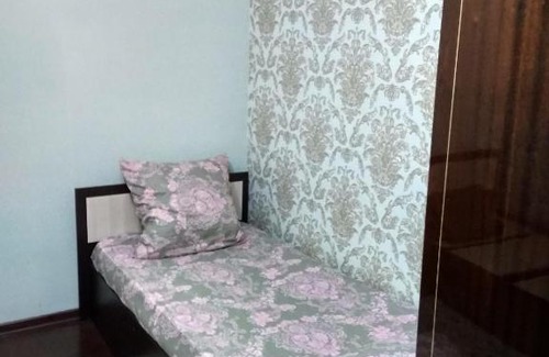 Taganrog Apartment | Cozy Гостевой дом: Pet-Friendly Stay with Great Reviews