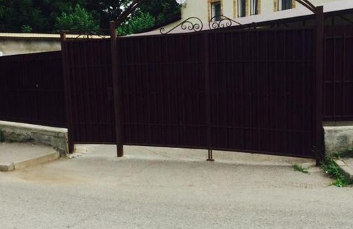 Zavodskoi House | Guesthouse Retreat with a 9/10 Review Rating