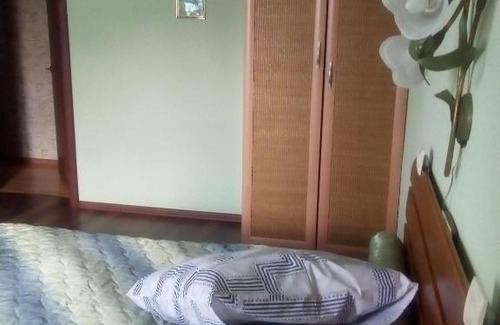 Hlibivka House | Cozy Guest Townhouse with Oceanfront Views & Hot Tub