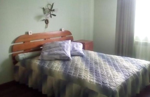 Hlibivka House | Cozy Guest Townhouse with Oceanfront Views & Hot Tub