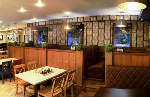 Petrovskoye Hotel | Pet-Friendly Hotel Автолегенды with Breakfast & Hot Tub